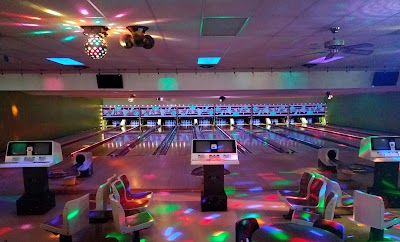 Play-Mor Lanes