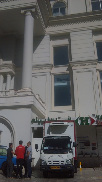Photos of Hyperstar Market