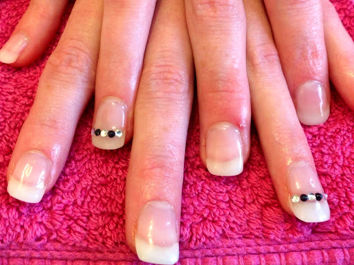 Simply Nails and beauty
