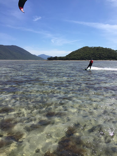 Kiteboarding Cairns Australia - KBC - Thumbnail
