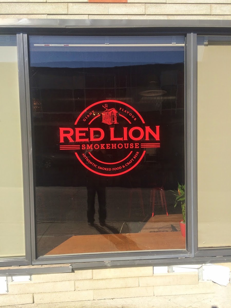 Red Lion Smokehouse — photo 1