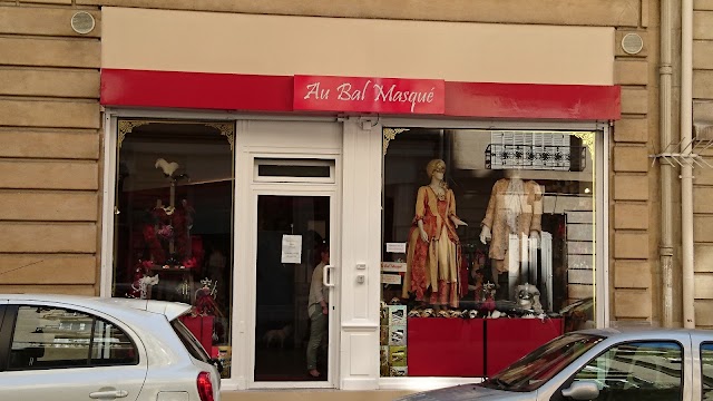 Au Bal Masqué
