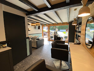 Photo n°5 de Salon de coiffure Diminutif à Beaufort (Salon de coiffure)