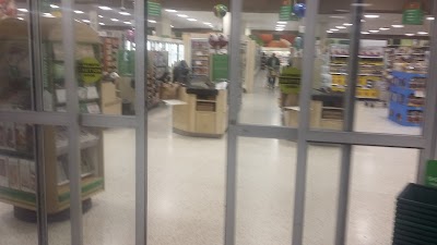 Photos of Publix Super Market at Camden Woods Shopping Center