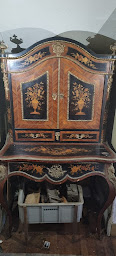 Photo n°3 de Antiquaire Lyon & Rhône-Alpes M.PAYET Père & Fils Antiquités Brocante Service de débarras depuis 1997 à Vaugneray (Magasin de meubles d'occasion)