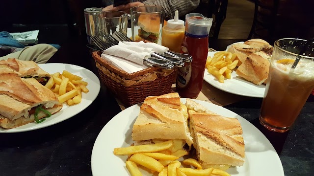 Bar The Clinic Plaza Ñuñoa