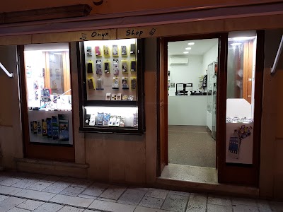 Photos of Onyx Shop