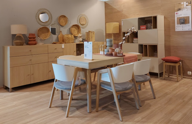 https://vox.pl/showrooms/salon-mebli-bialystok-przedzalniana/809164?utm_source=google&utm_medium=wizytowka&utm_campaign=przycisk_strona