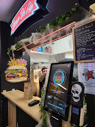 Photo n°22 de Burger bel air Joliette à Marseille (Restaurant de hamburgers)