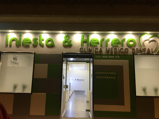 Clínica Médico Dental Iniesta & Herrero - Thumbnail