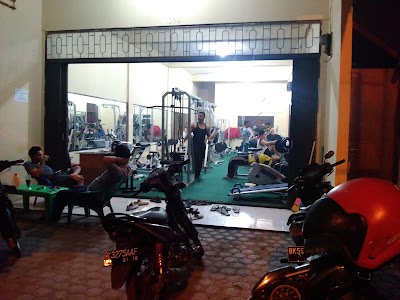 Photos of Kinzura Gym