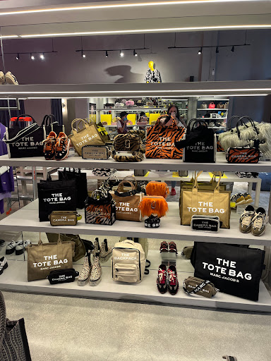 Marc Jacobs - Miami Design District - Thumbnail