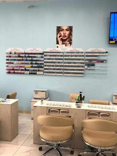 RI Rainbow Nail Spa