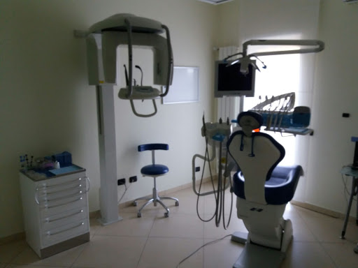 Centro Servizi Odontoiatrici Di Francesco Giorgio Di Furia Sas - Thumbnail