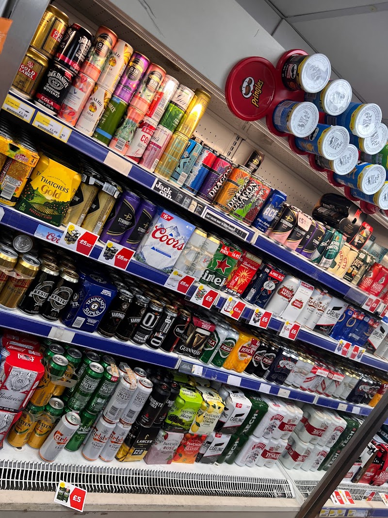 Milehouse convenience store photo 2