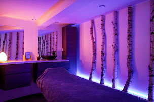 Photo n°2 de Institut Essentielle / Spécialisée Soin visage et corps sur-mesure / Laser / Head spa à Font-Romeu-Odeillo-Via (Service d'épilation à la cire)