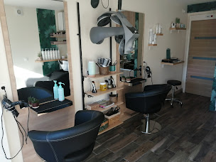 Photo n°1 de Nuances et Reflets à Chambly (Salon de coiffure)