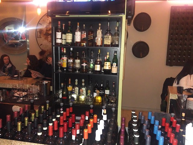 Sip Wine Bar and Kitchen