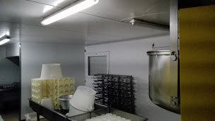 Photo n°24 de Fromagerie Le Bezenet - GAEC de Font Saint Huile à Bézenet (Fabricant de fromage)