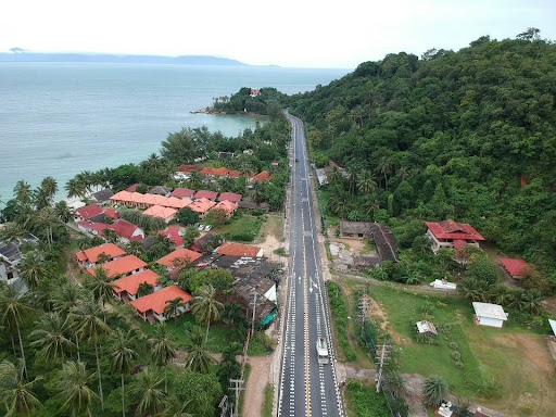 ท้องพลู บีช รีสอร์ท สมุย Thongplu​ Beach Resort​ Samui