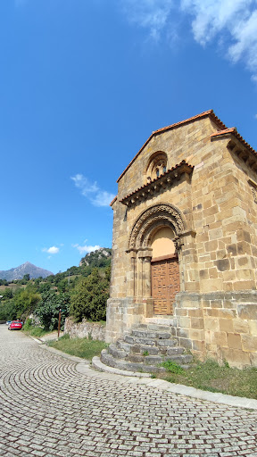 Iglesia de San Pedro de Arroxo