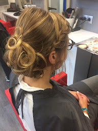 Photo n°23 de La Coiffure De Pauline à Bernières-sur-Mer (Salon de coiffure)