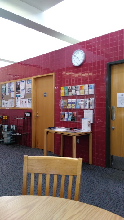 Lomas Tramway Public Library