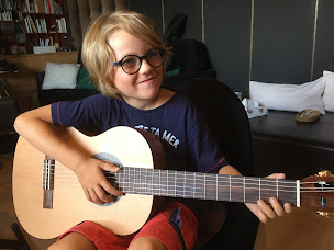 Photo n°6 de Cours de guitare, piano, chant, percussions, à Groffliers | Carlos De Pinho à Groffliers (Professeur de piano)