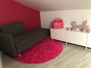 Photo n°11 de Bye-Bye Mascara - Experte en Extensions & Réhaussement de cils / Détatouage à Dampierre-en-Yvelines (Institut de beauté)