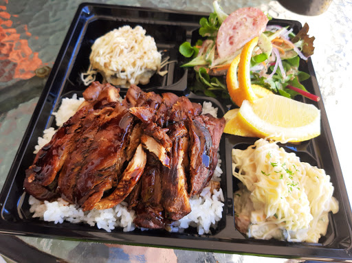 Toshi's Kitchen and Sushi Bar - Thumbnail