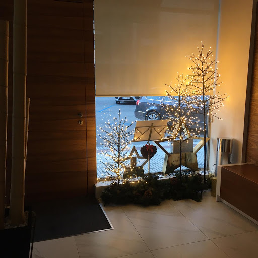 Moníssymas - Visual