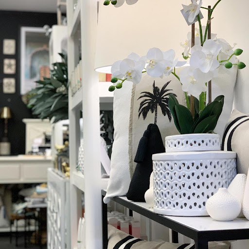 The Interior Designer - Thumbnail