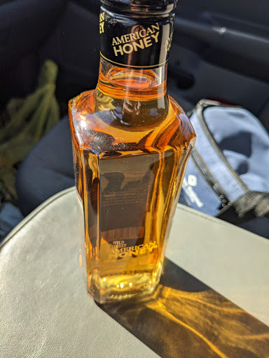 Michael Liquor - Thumbnail