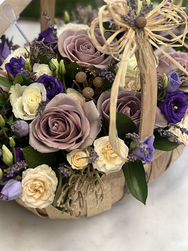 Van Arthur Florist - Harrow - Thumbnail