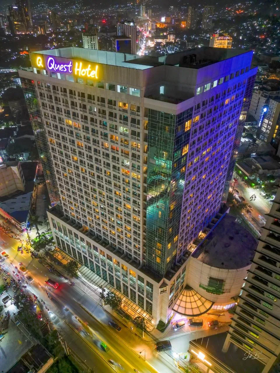Quest Hotel and Conference Center - Cebu