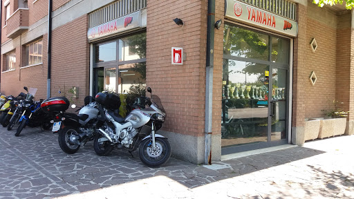 10 Hp Di Montanari Sebastiano & C. Snc