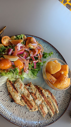 Photo 2 - El Gusto Chicken