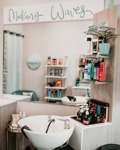 Sola Salons Greenbrier - Thumbnail