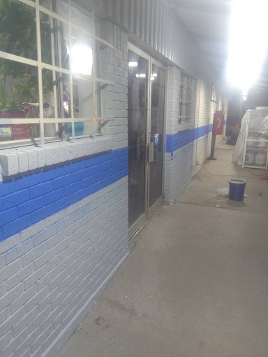 GUY'S QUICK STOP