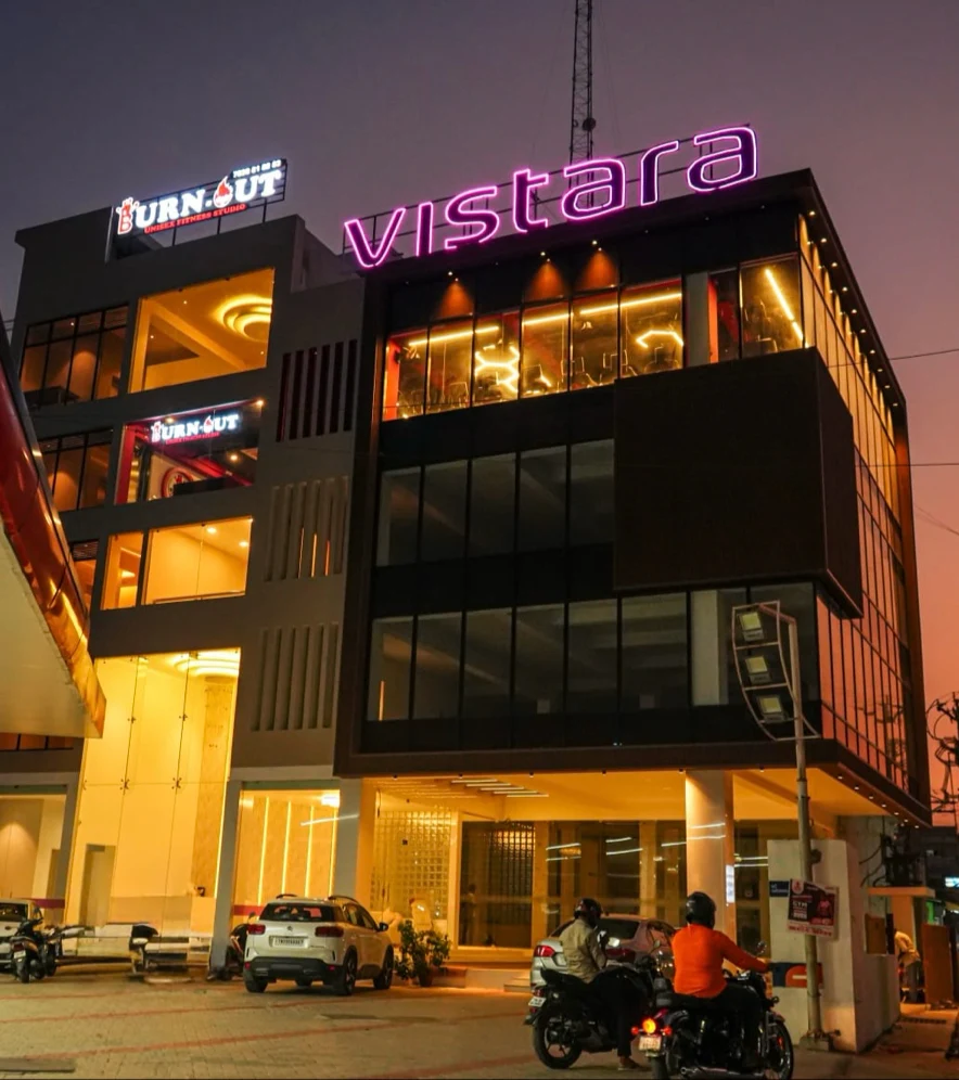 HOTELVISTARA