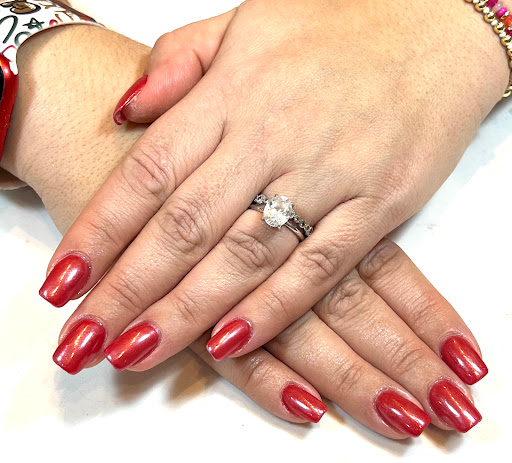 Becky Nails - Visual