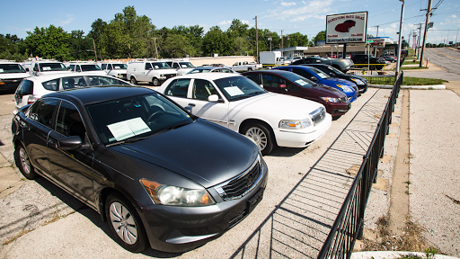 Gladstone Auto Sales