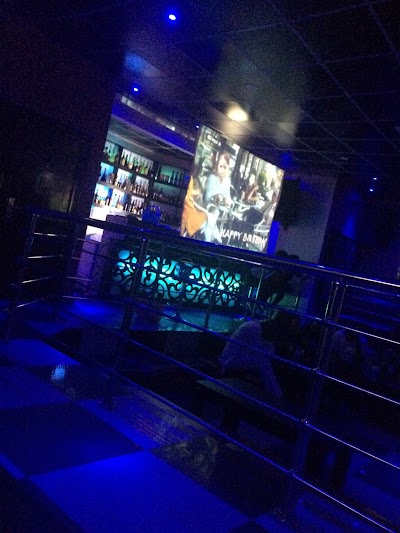 Photos of La Soir&eacute;e Lounge,