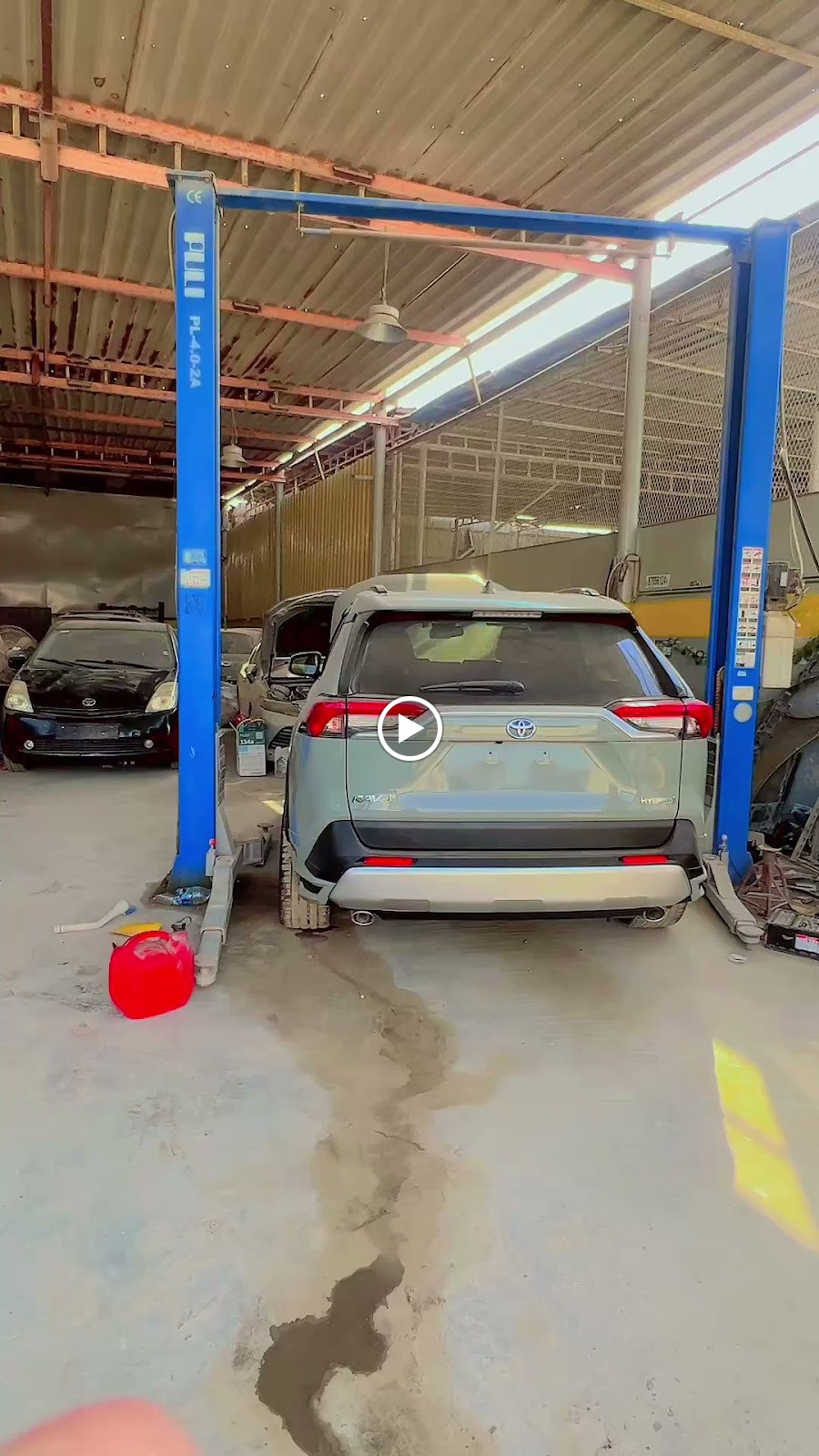 hybrid cars garage.electrical,mechanical (camery,lexus,crown,prius,)Cars batteries Replacement & Change in Sharjah UAE - صورة 2