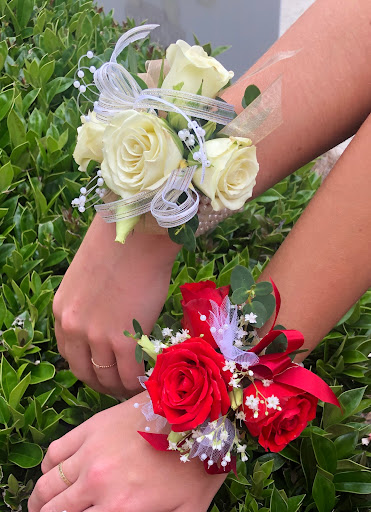 Freesia Floral Design Gallery - United States