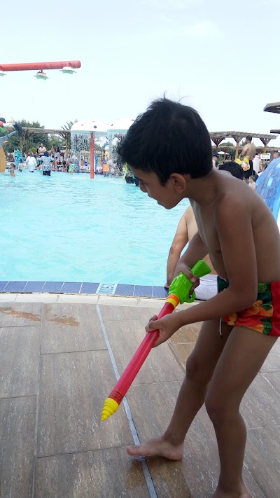 Photos of Aqua Tarin water park / مدينة المائية