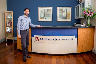 Photos of Dentists On Vincent