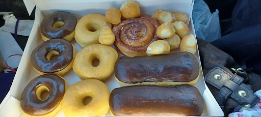 Ferris Donuts - Visual