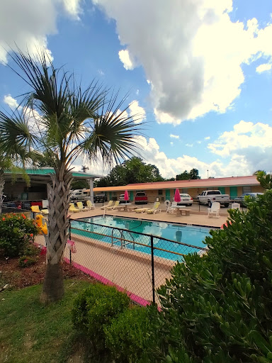 Front Beach RV Park and Motel - Thumbnail