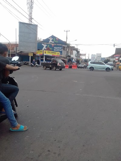 Photos of Indomaret Plumbon